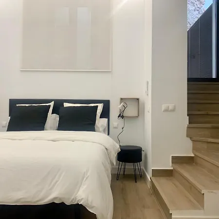 Puerta De 1 Apartment